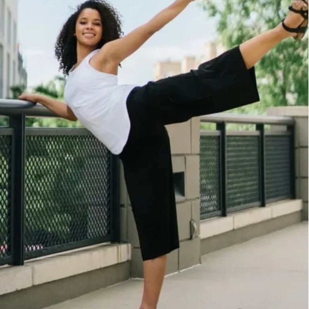 Zyia Black Work Flow Pants Size Large NWT